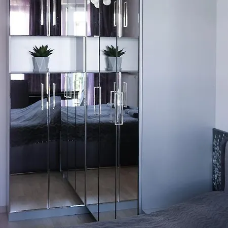 D&a Obozowa * Varşova